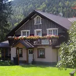 Eliska Gæstehus Harrachov