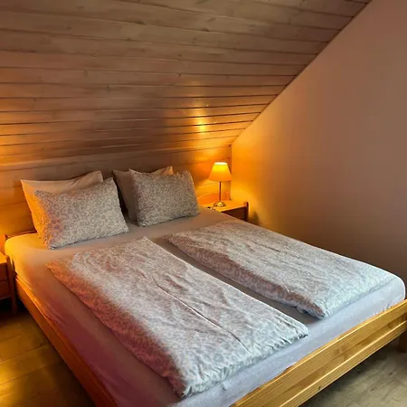 Konukevi Eliska 3*